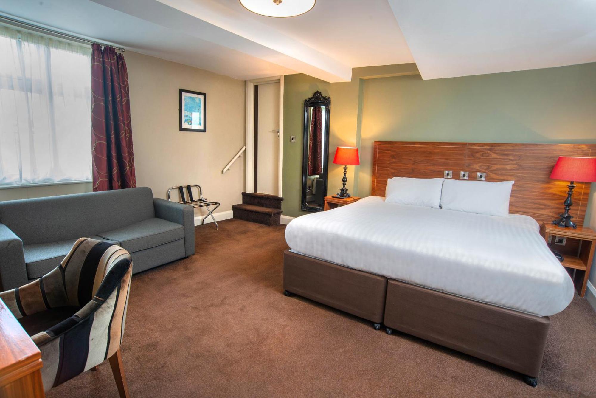 The Shrewsbury Hotel Wetherspoon Exteriér fotografie
