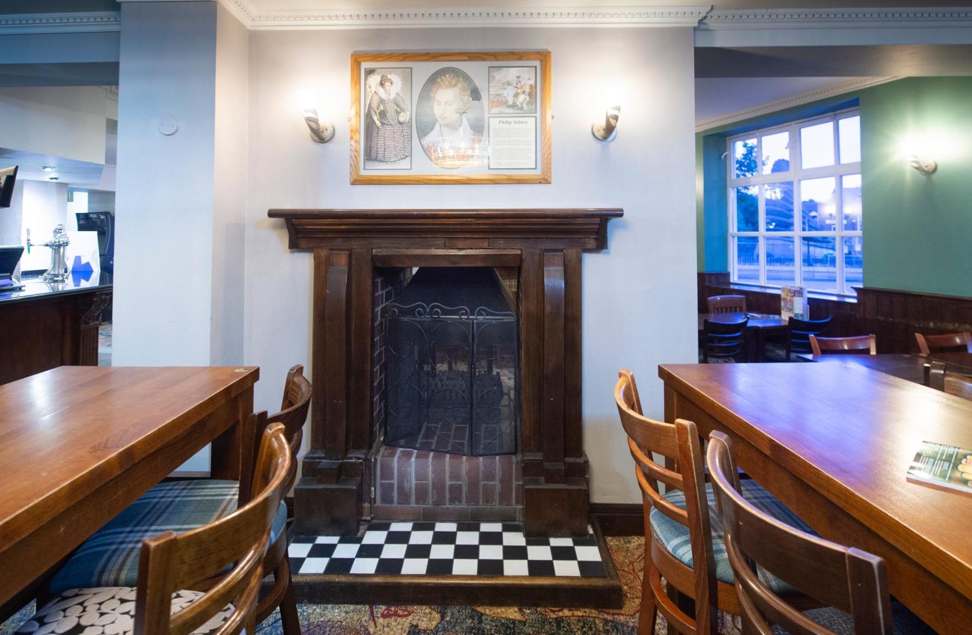 The Shrewsbury Hotel Wetherspoon Exteriér fotografie