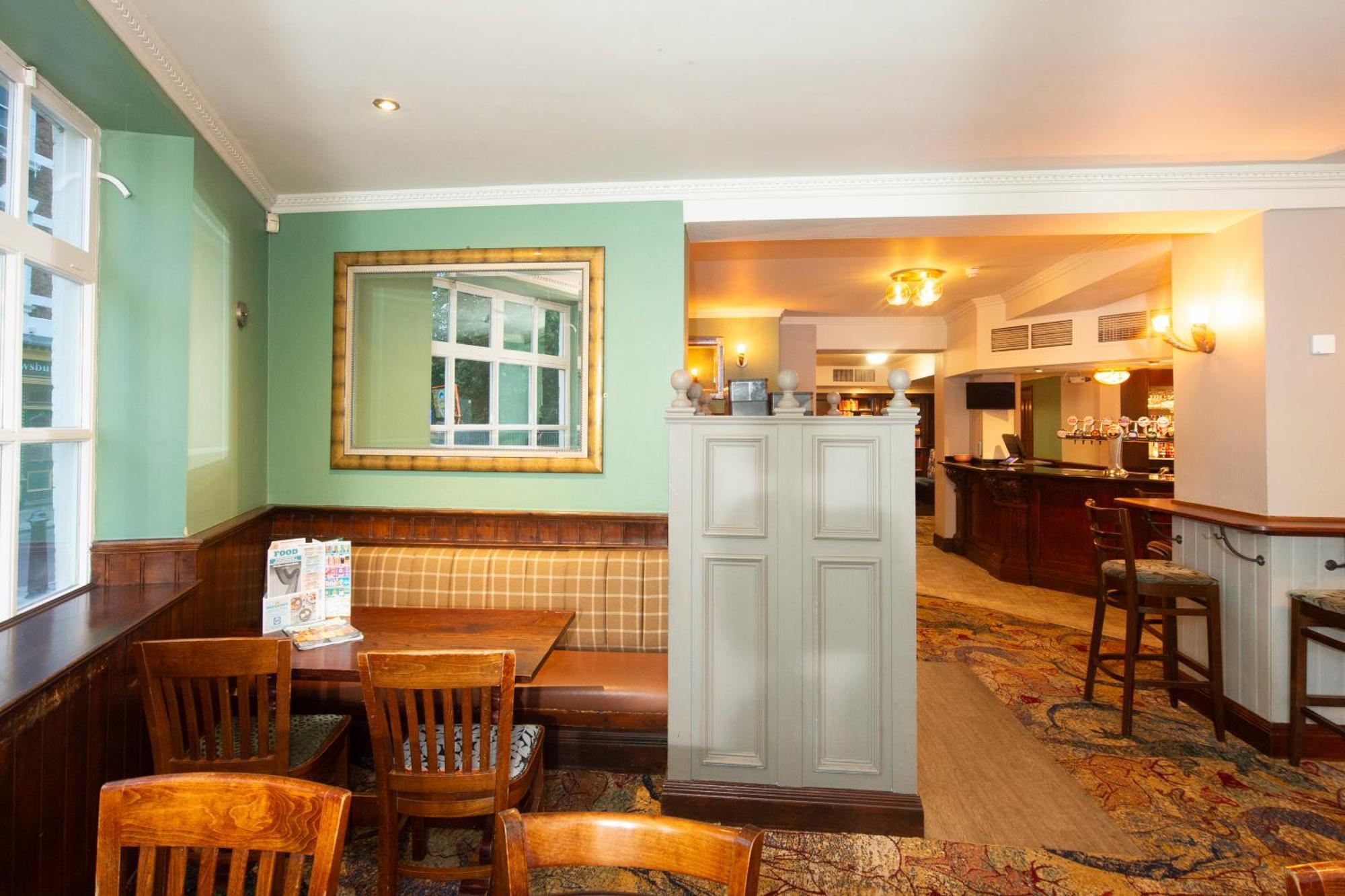 The Shrewsbury Hotel Wetherspoon Exteriér fotografie