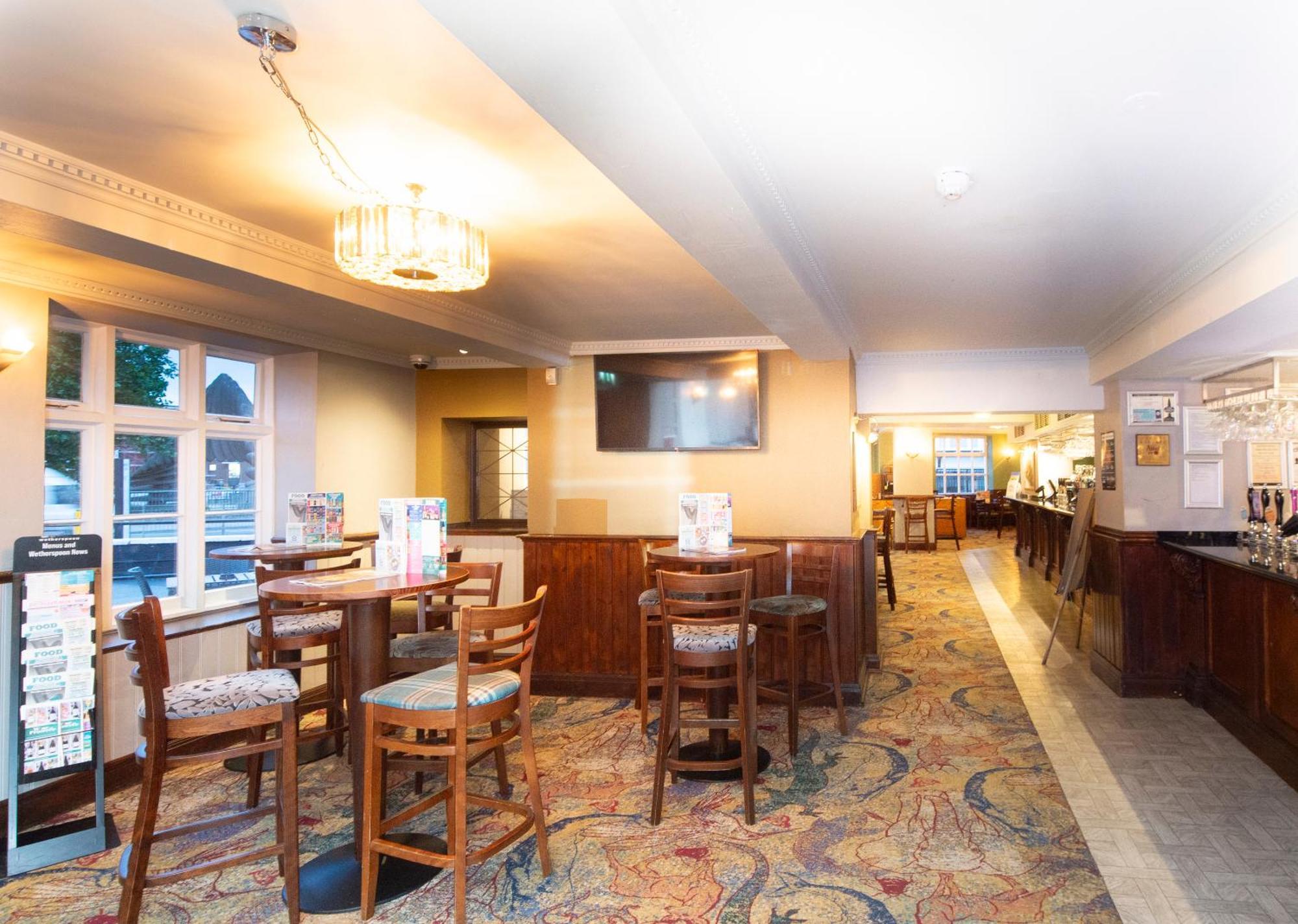 The Shrewsbury Hotel Wetherspoon Exteriér fotografie