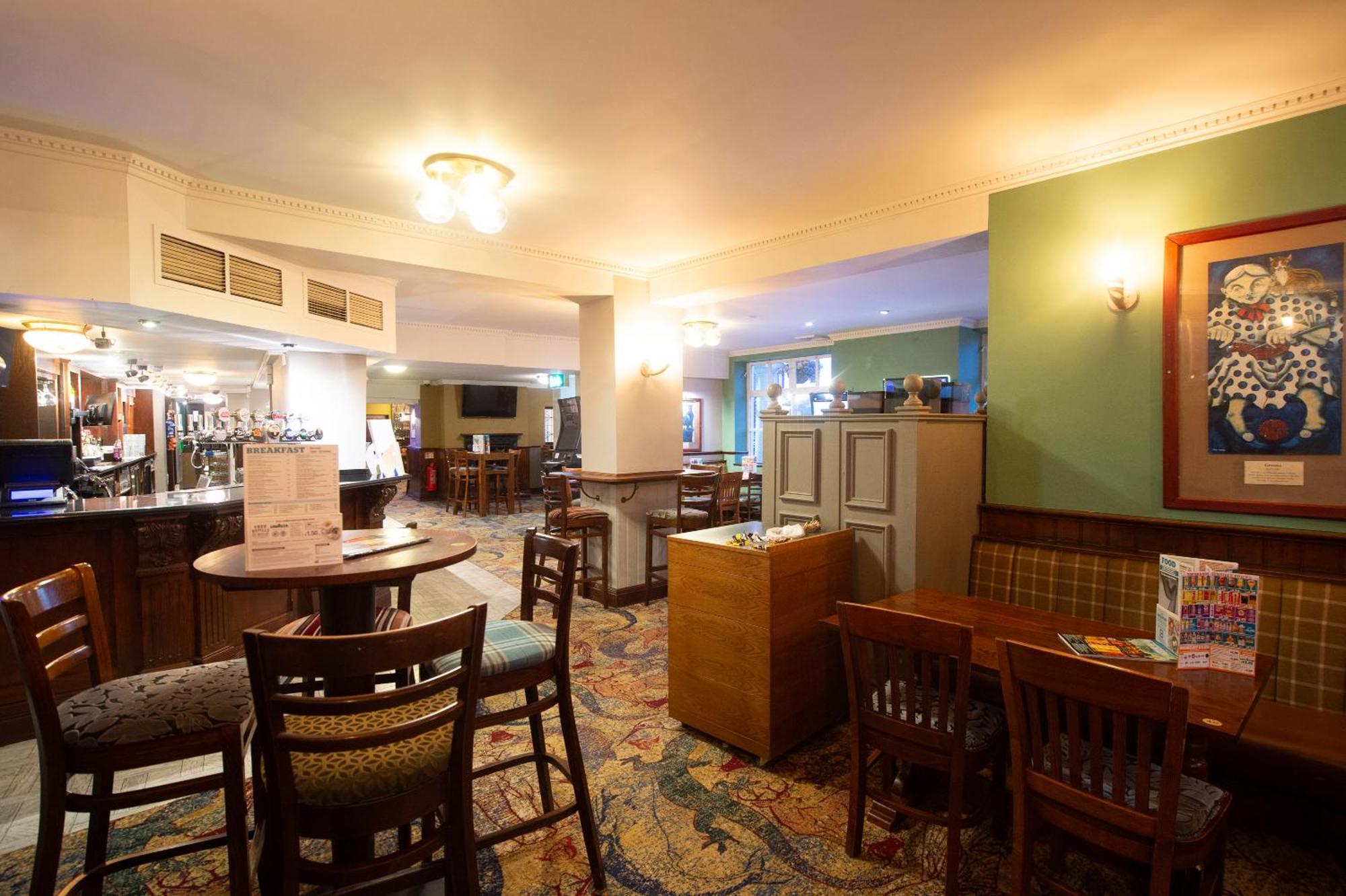 The Shrewsbury Hotel Wetherspoon Exteriér fotografie