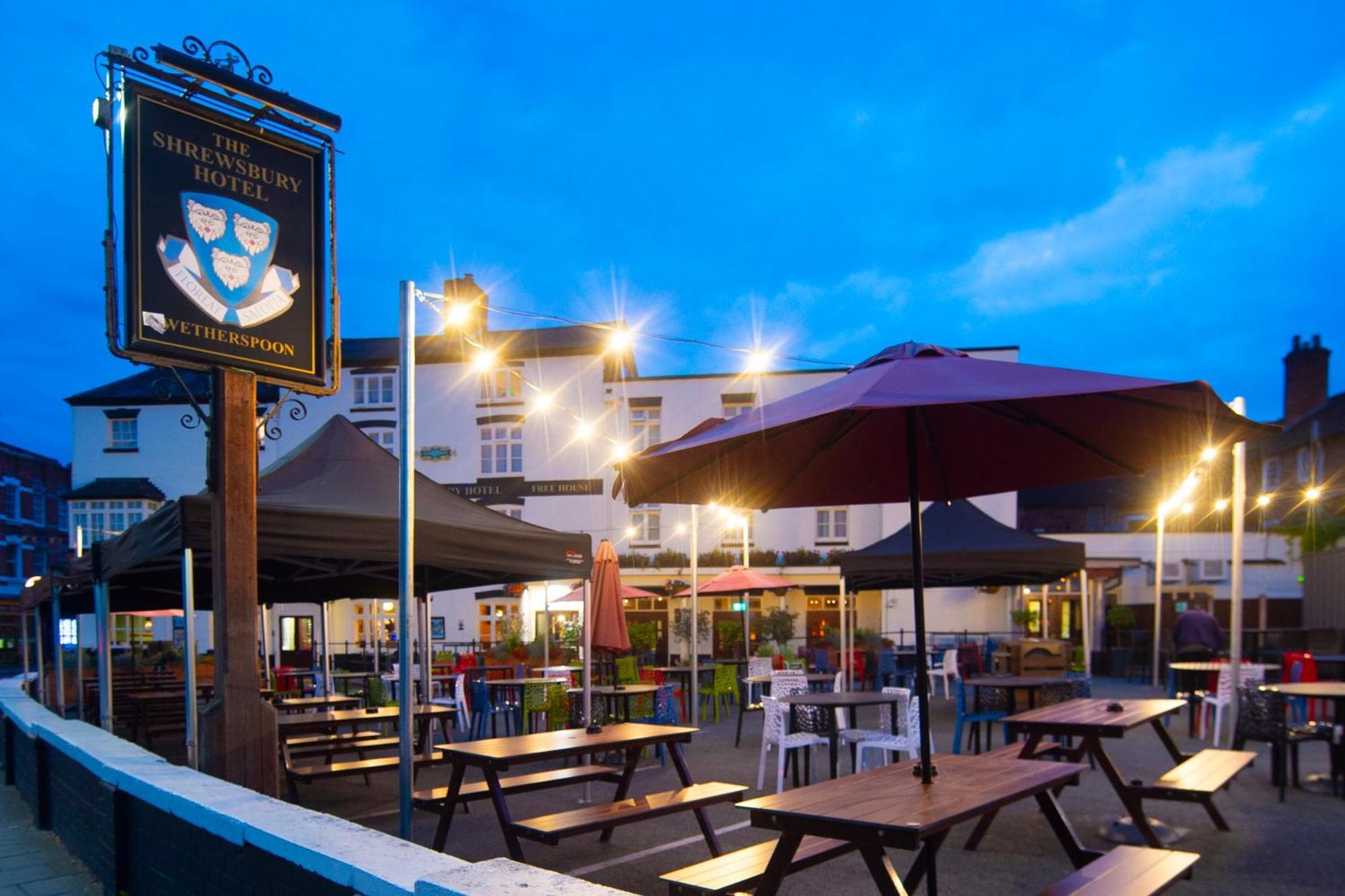 The Shrewsbury Hotel Wetherspoon Exteriér fotografie